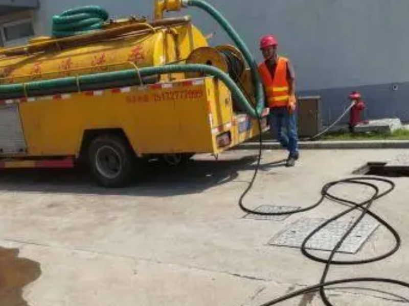 漯河市污水管道(dào)疏通清淤，蛙人潛水封堵管口打閉水牆公