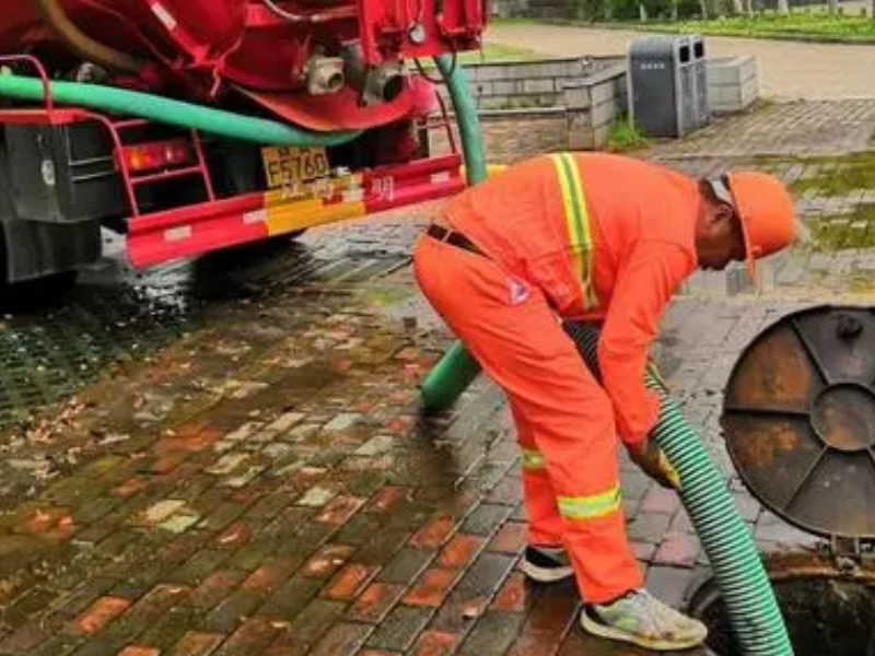 鄭州及港區大型市政管道(dào)疏通化糞池清淤馬桶疏通
