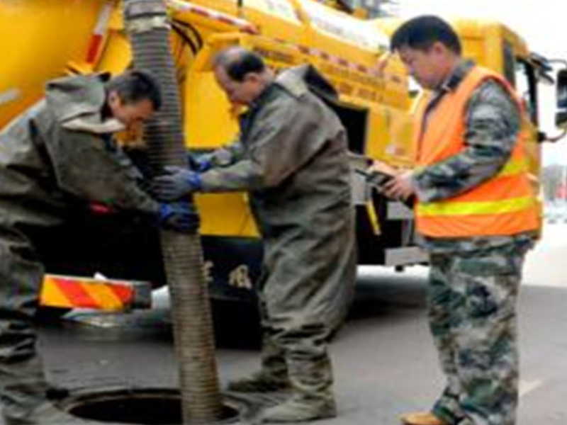 黃陂區抽泥漿電話，黃陂區強力吸污車抽泥漿，高壓清洗