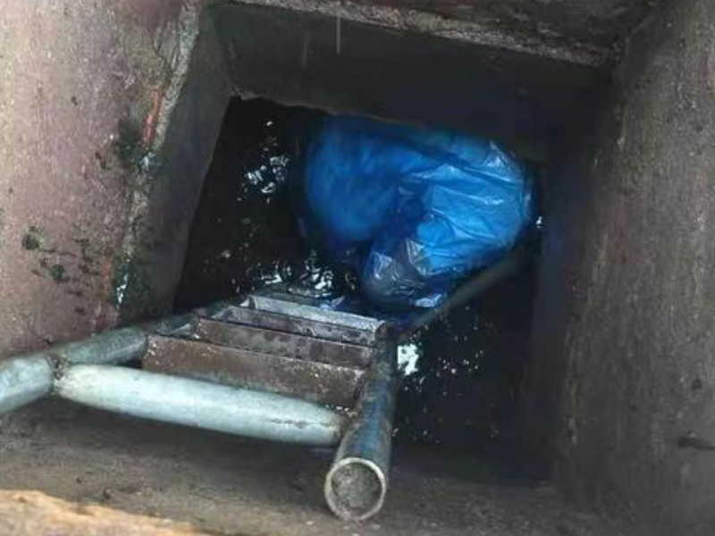 皇姑區化糞池清理 抽糞 高壓清洗各種(zhǒng)管道(dào)雨水管道(dào)